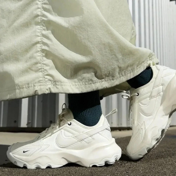 Nike Shoes - Nike TC 7900 Sail White Retro 2000's Bulky/Chunky Comfy Running/Casual Sneaker